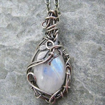 Vintage Moonstone Silver Necklace