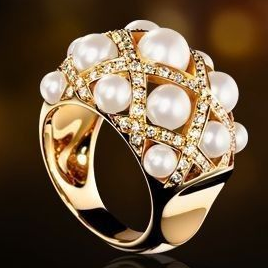 Vintage Pearl & Zirconia Gold Ring