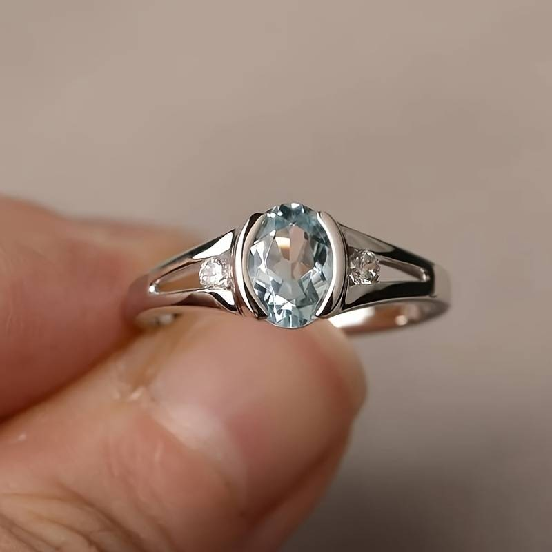 Vintage Blue Oval Crystal Silver Ring