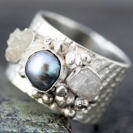 Vintage Inlaid Dark Pearl Silver Ring