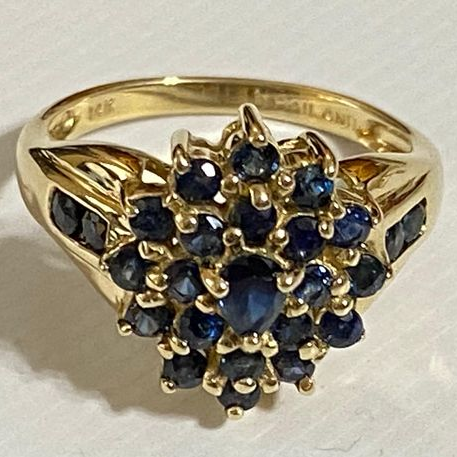 Vintage Inlaid Blue Crystals Flower Gold Ring