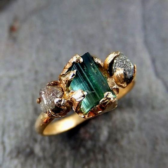 Vintage Green Glass Gold Ring