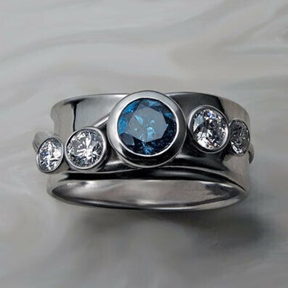 Vintage Inlaid Blue Rounded Glass Silver Ring