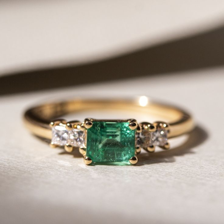 Vintage Green Glass Zirconia Gold Ring