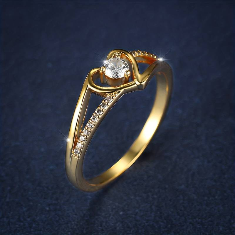 Vintage Golden Crystal Heart Ring