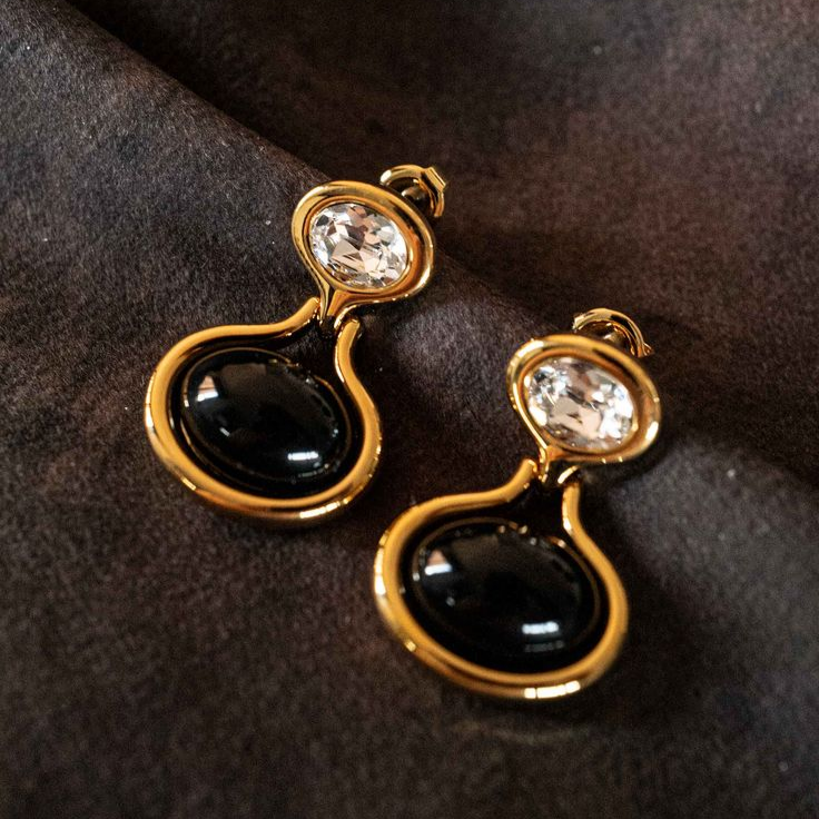 Vintage Black Golden Earrings