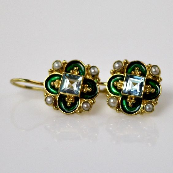 Vintage Green Pearl Earrings