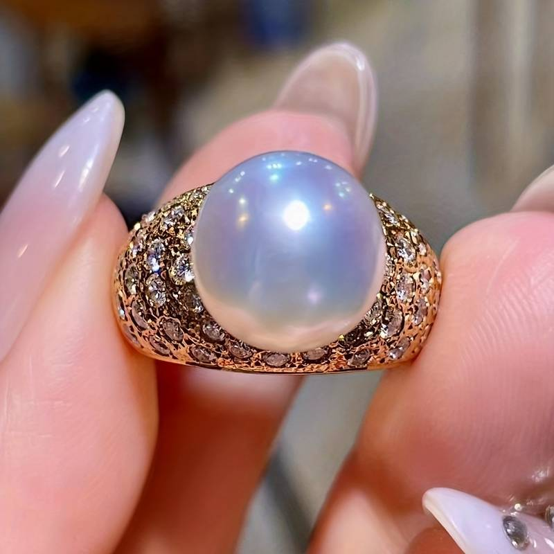 Vintage White Pearl Gold Ring