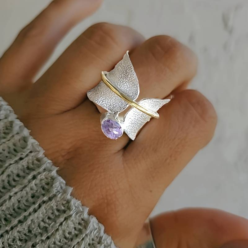 Vintage Silver & Purple Zirconia Ring