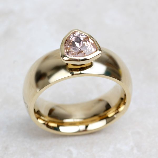 Vintage Pink Glass Gold Ring