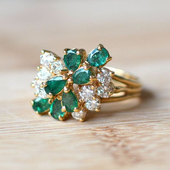 Vintage Green Crystaline Layered Gold Ring