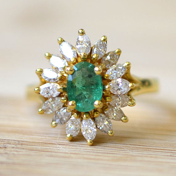 Vintage Inlaid Glass Green Star Ring