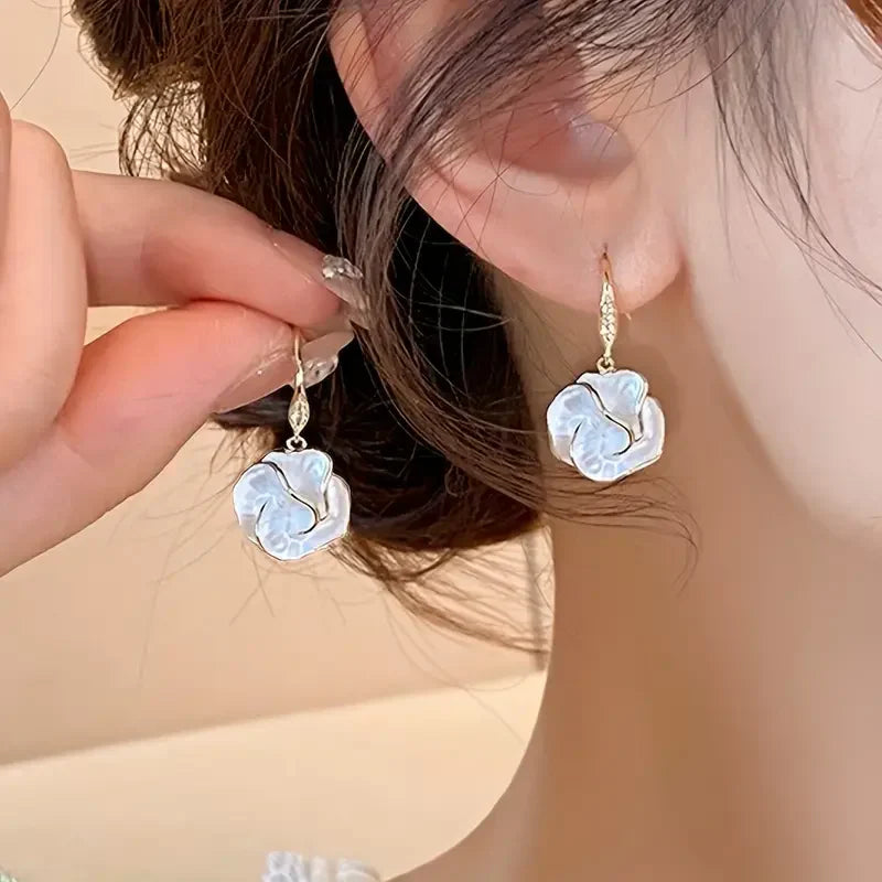 White Spiral Earrings | Gold