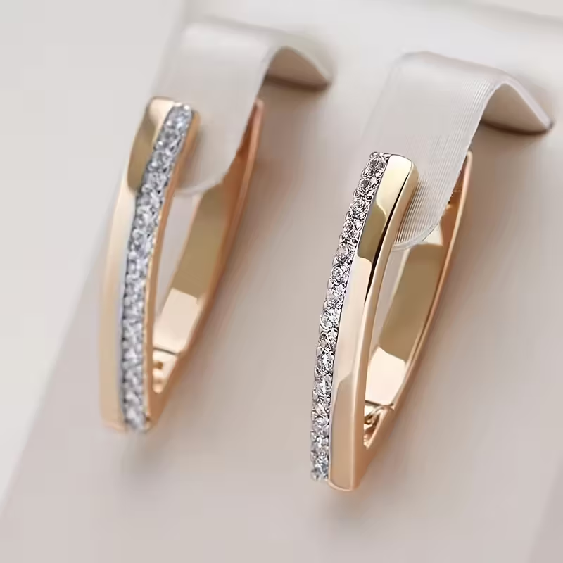 Elegant Pointed Bright Gold Earrings