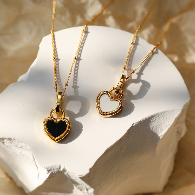 Black and White Heart Pendant Necklace in Gold