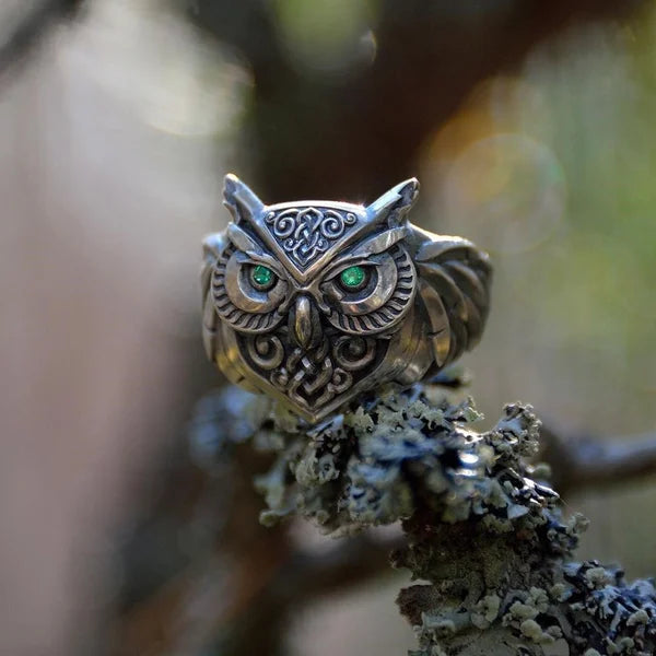 Owl Emerald Ring