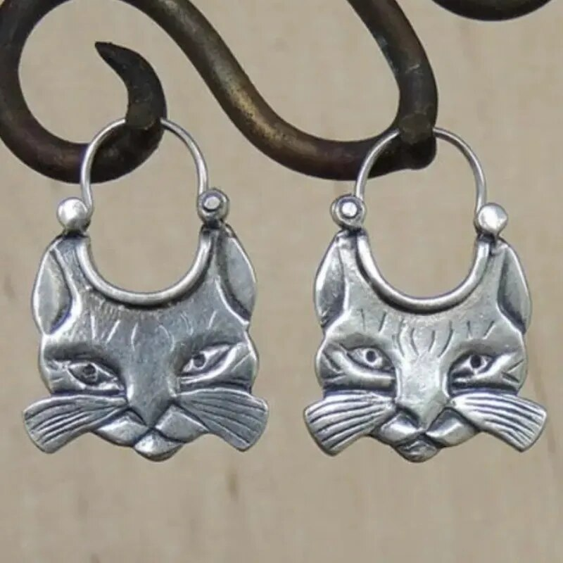 Vintage Cat Whiskers Silver Earrings