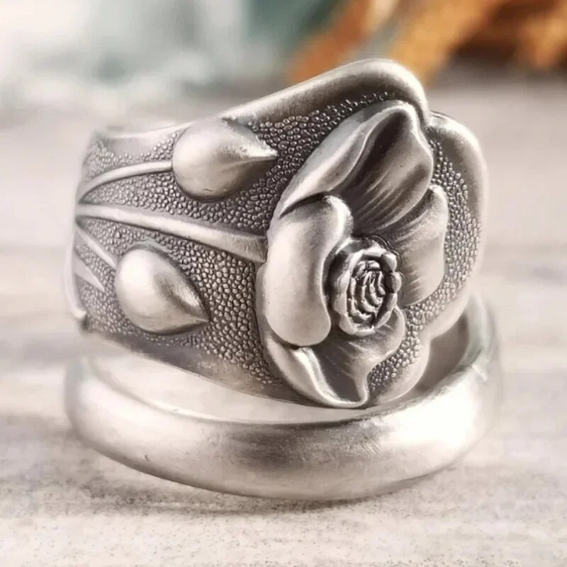Vintage Silver Rose Ring